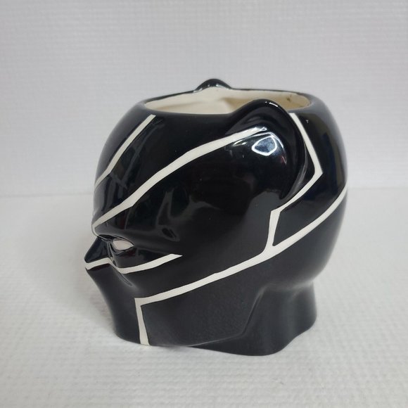 FAST SHIPPING! MARVEL BLACK PANTHER 20 OZ SCULPTED CERAMIC MUG - Picture 3 of 5